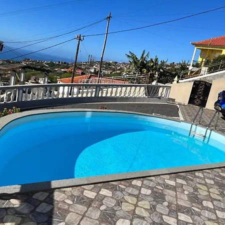 Slice Of Ponta Do Sol - 2 * Canhas